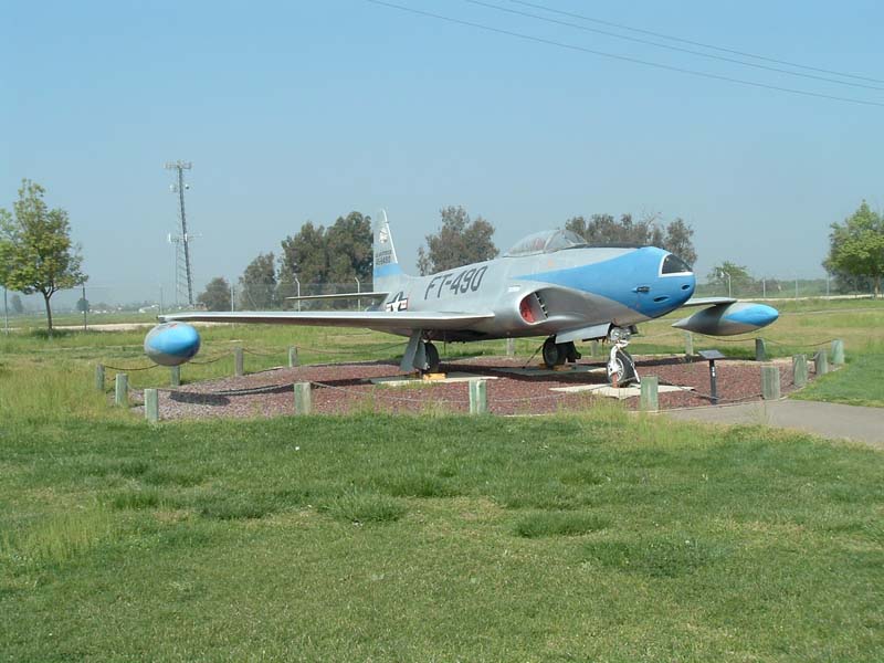 Lockheed P-80B con número de Serie 45-8490 conservado en el Castle Air Museum en Atwater, California