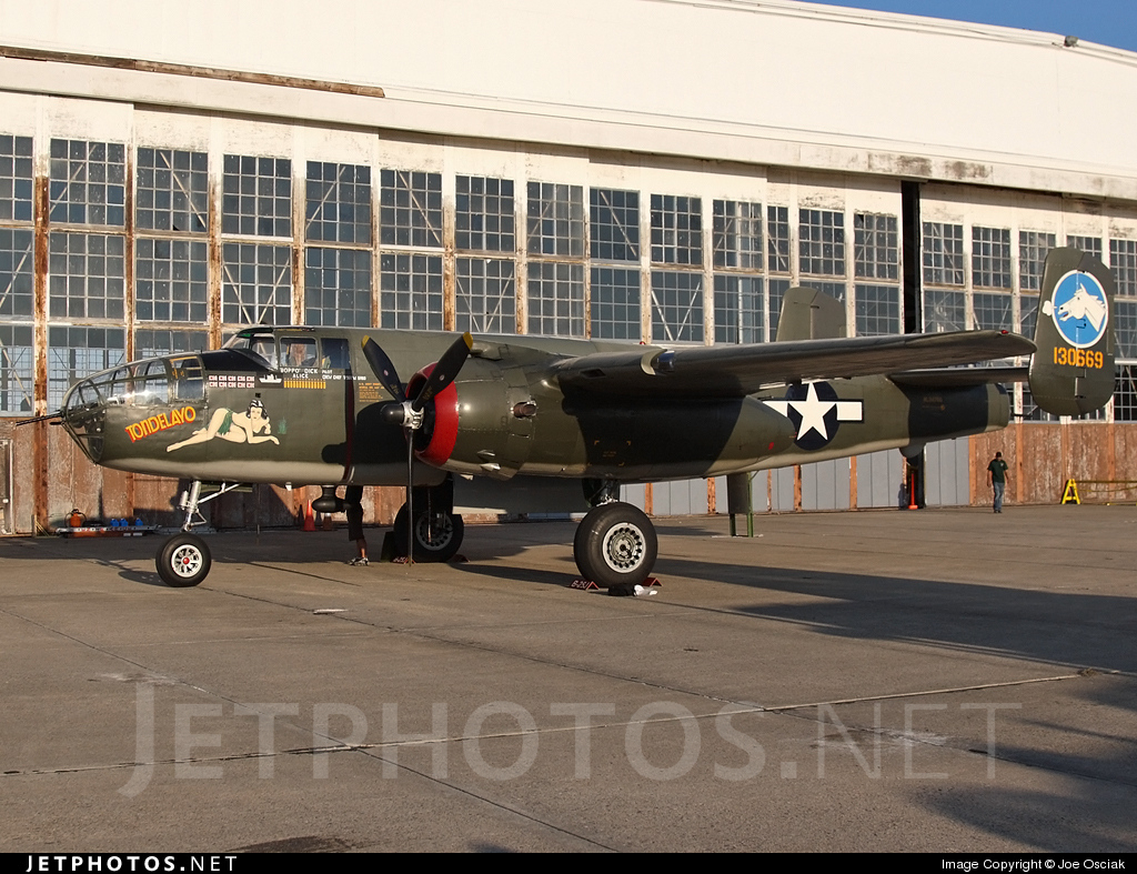 North American B-25J-15NC. Nº de Serie 108-32207. N3476G, Tondelayo. Conservado en el Collings Foundation en New Smyrna Beach, Florida