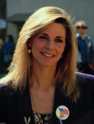 lindsay_wagner_b69