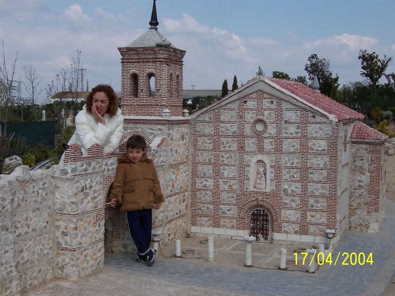 VALWO Y PARQUE TEMATICO DEL MUDEJAR-17-4-2004-VALLADOLID - Paseando por España-1991/2016 (11)