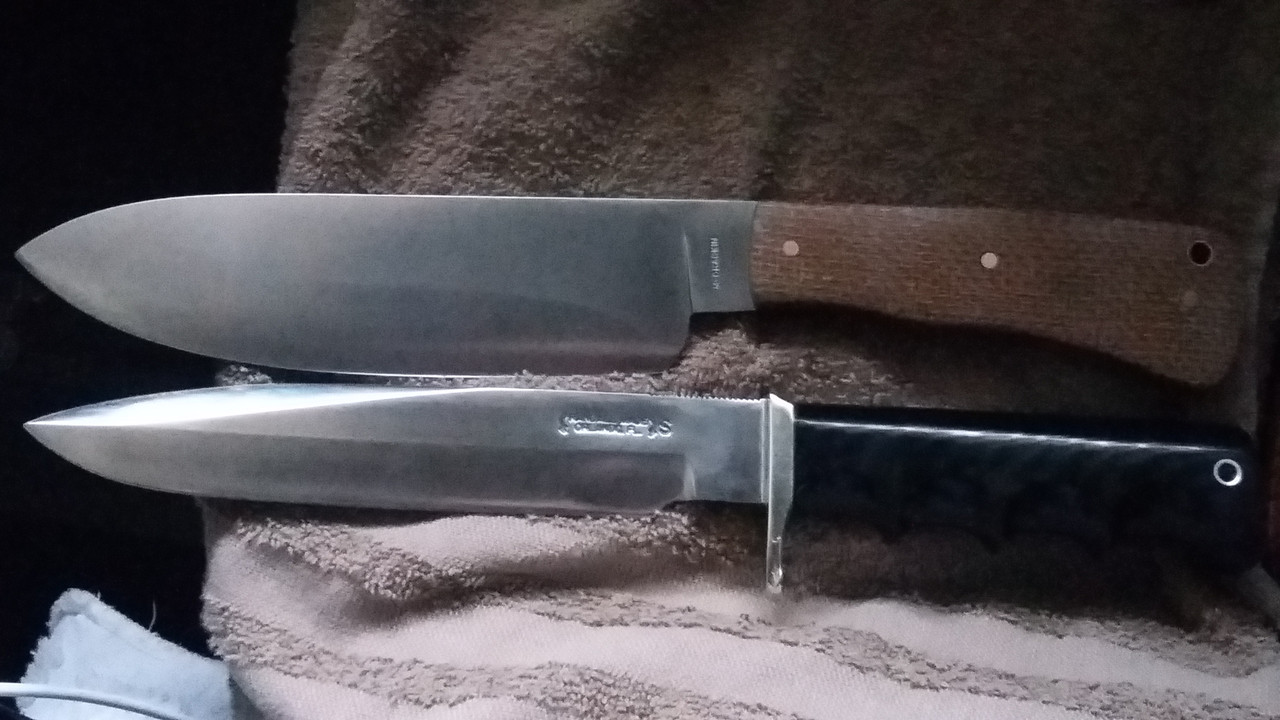 KnifeCenter FAQ #113: Beater Knives & Big Folders 