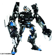 Masterpiece-_MPM-05-_Barricade-_Official-_Pictures-02