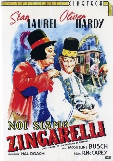 Stanlio e Ollio - La ragazza di Boemia / Noi Siamo Zingarelli (1936) .avi DVDRip XviD AC3 ITA