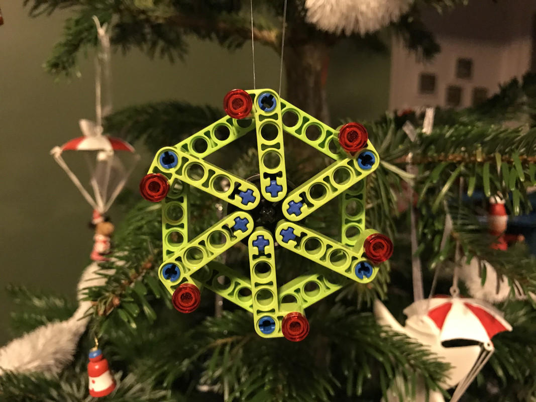 Concurs Christmas Tree Decorations – Creatia 8: Verdeee