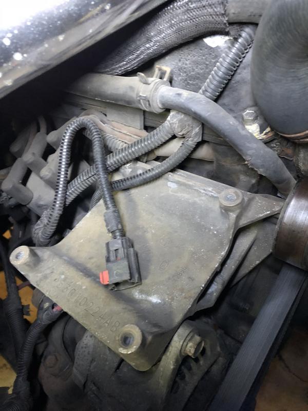 What does this plug go to? | Jeep Wrangler Forum