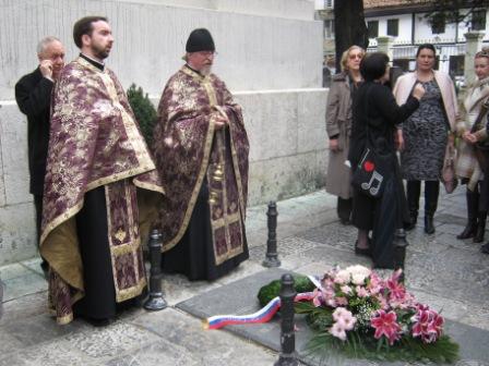 [Слика: grob_Dositeja_Obradovic.jpg]